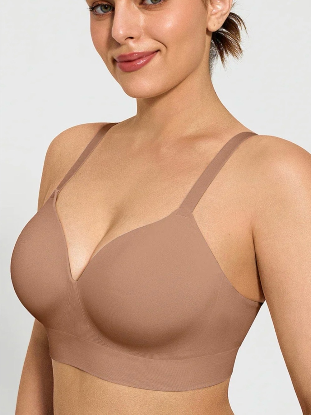 ContourLift™ Seamless Wireless Shaping Push Up Bra   Size L.